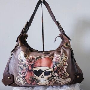 Isabella Fiore Leather Purse